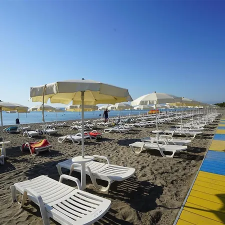 Holiday park Nicolaus Club Otium Resort 4*