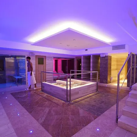 Nicolaus Club Otium Resort