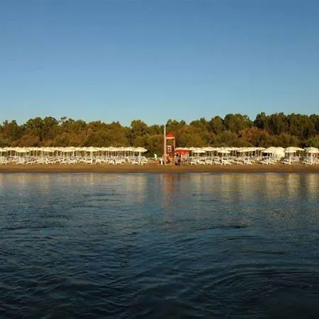 Üdülőpark Nicolaus Club Otium Resort 4*